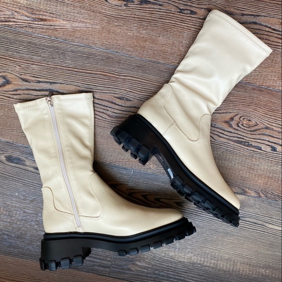 NWT Anthropologie Schutz Leather Lug Sole Black Chunky Sole Size 8.5